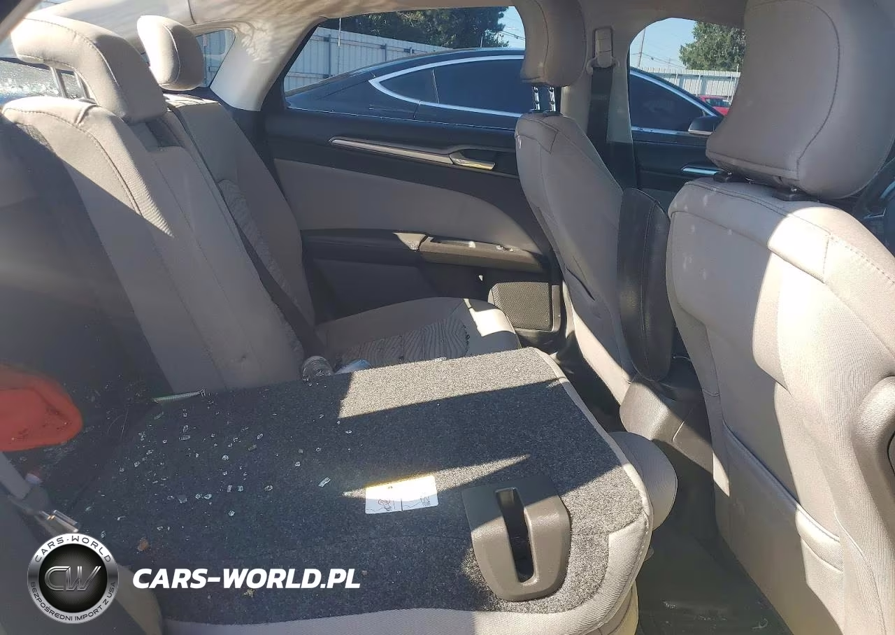 2016 Ford Fusion S VIN:1FA6P0G73G5124078 - 10