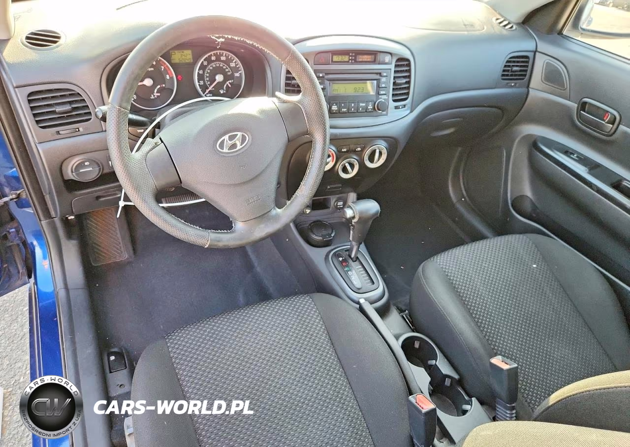 2007 Hyundai Accent Se VIN:KMHCN36C37U008318 - 8