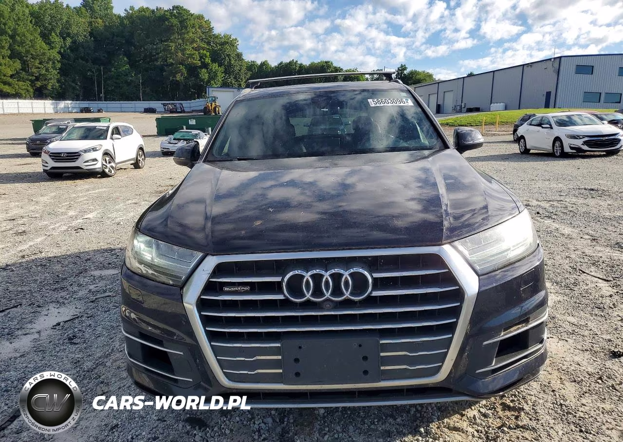2017 Audi Q7 Premium Plus VIN:WA1LAAF79HD016930 - 5
