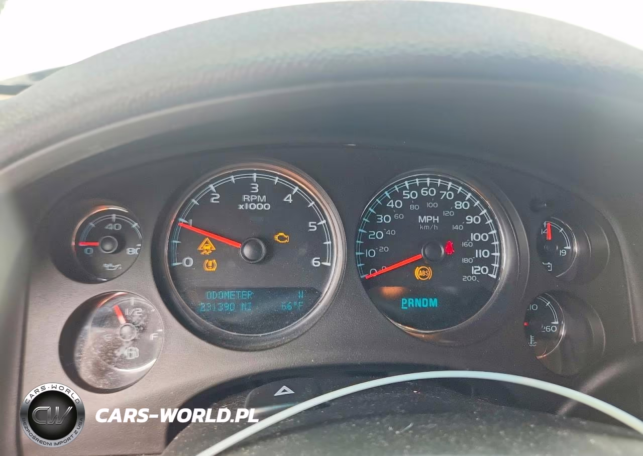 2010 Chevrolet Tahoe K1500 Ls VIN:1GNUKAE05AR142777 - 9