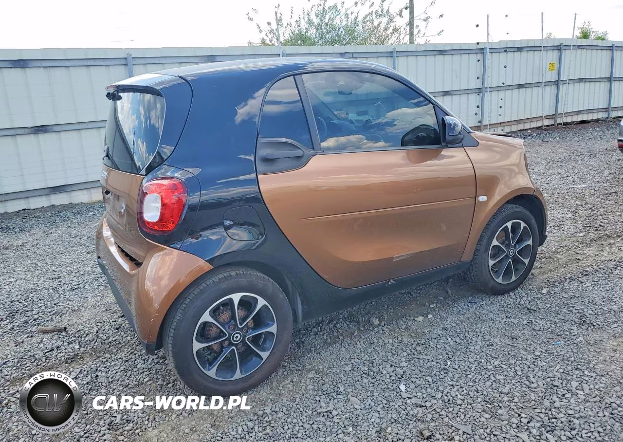 2016 Smart Fortwo VIN:WMEFJ5DA2GK053841 - 3
