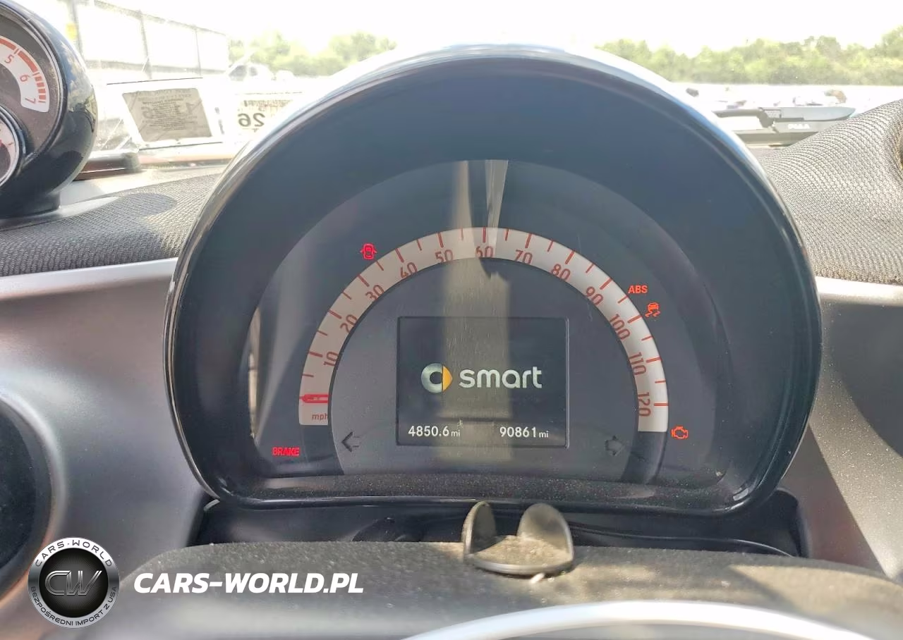 2016 Smart Fortwo VIN:WMEFJ5DA2GK053841 - 9