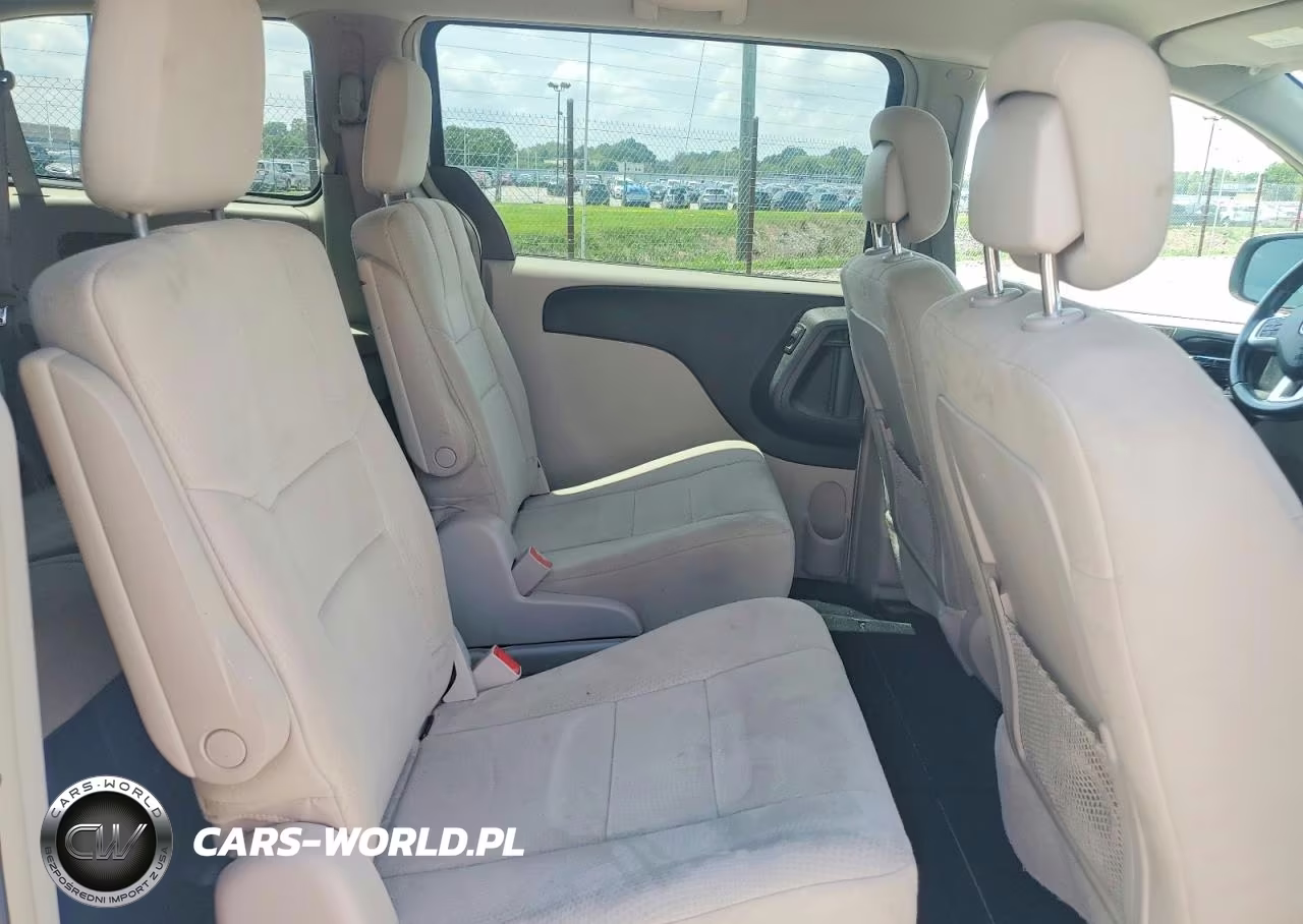 2011 Dodge Grand Caravan Crew VIN:2D4RN5DGXBR791100 - 11