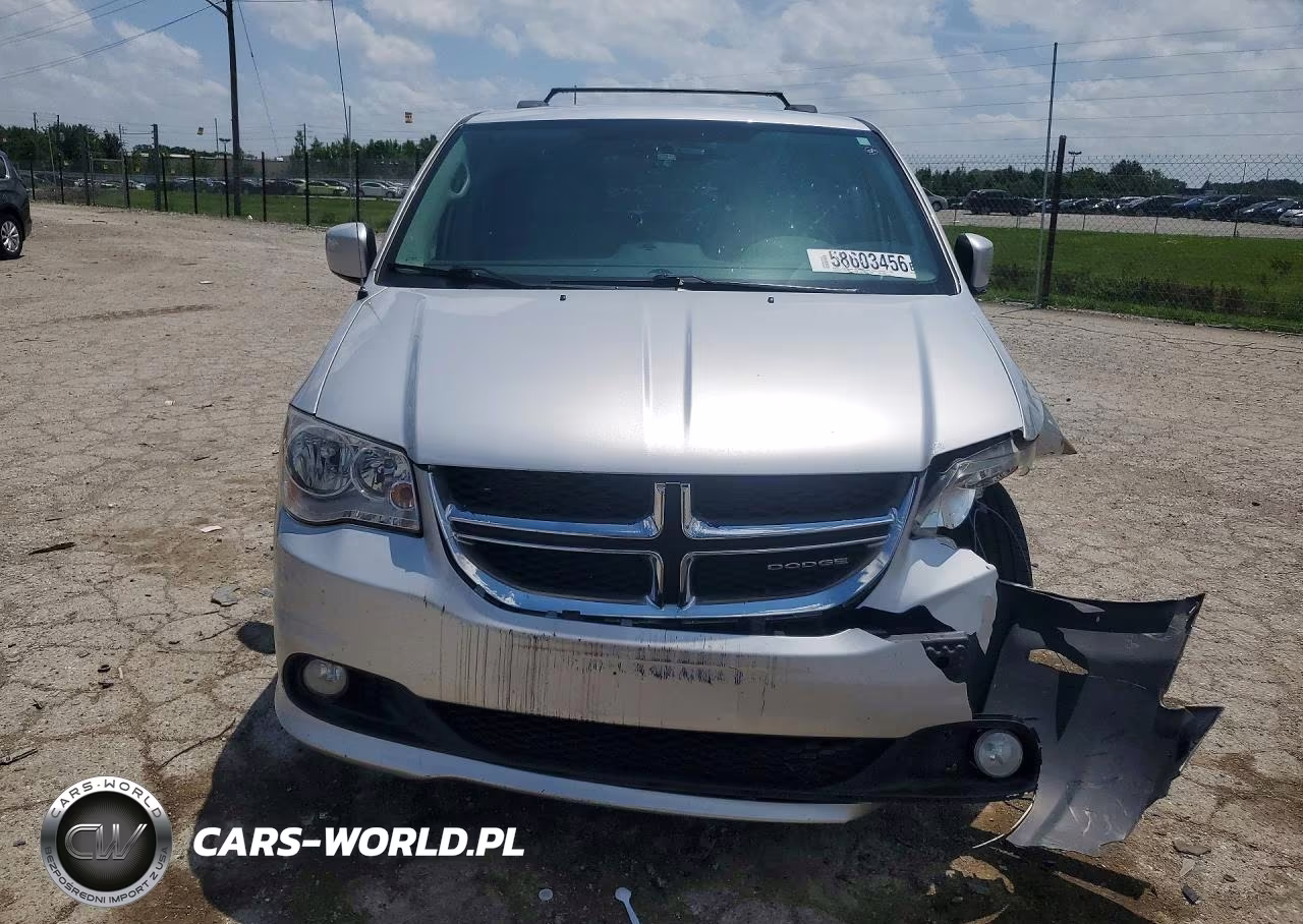 2011 Dodge Grand Caravan Crew VIN:2D4RN5DGXBR791100 - 5
