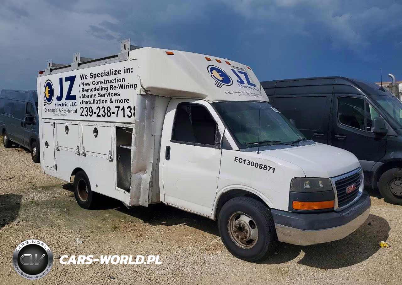 2013 GMC Savana Cutaway G3500 VIN:1GD372BG8D1121806 - 4