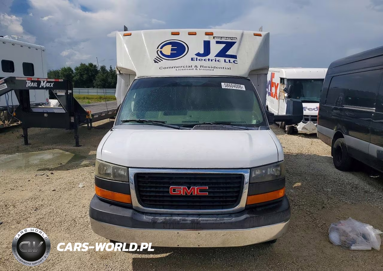 2013 GMC Savana Cutaway G3500 VIN:1GD372BG8D1121806 - 5