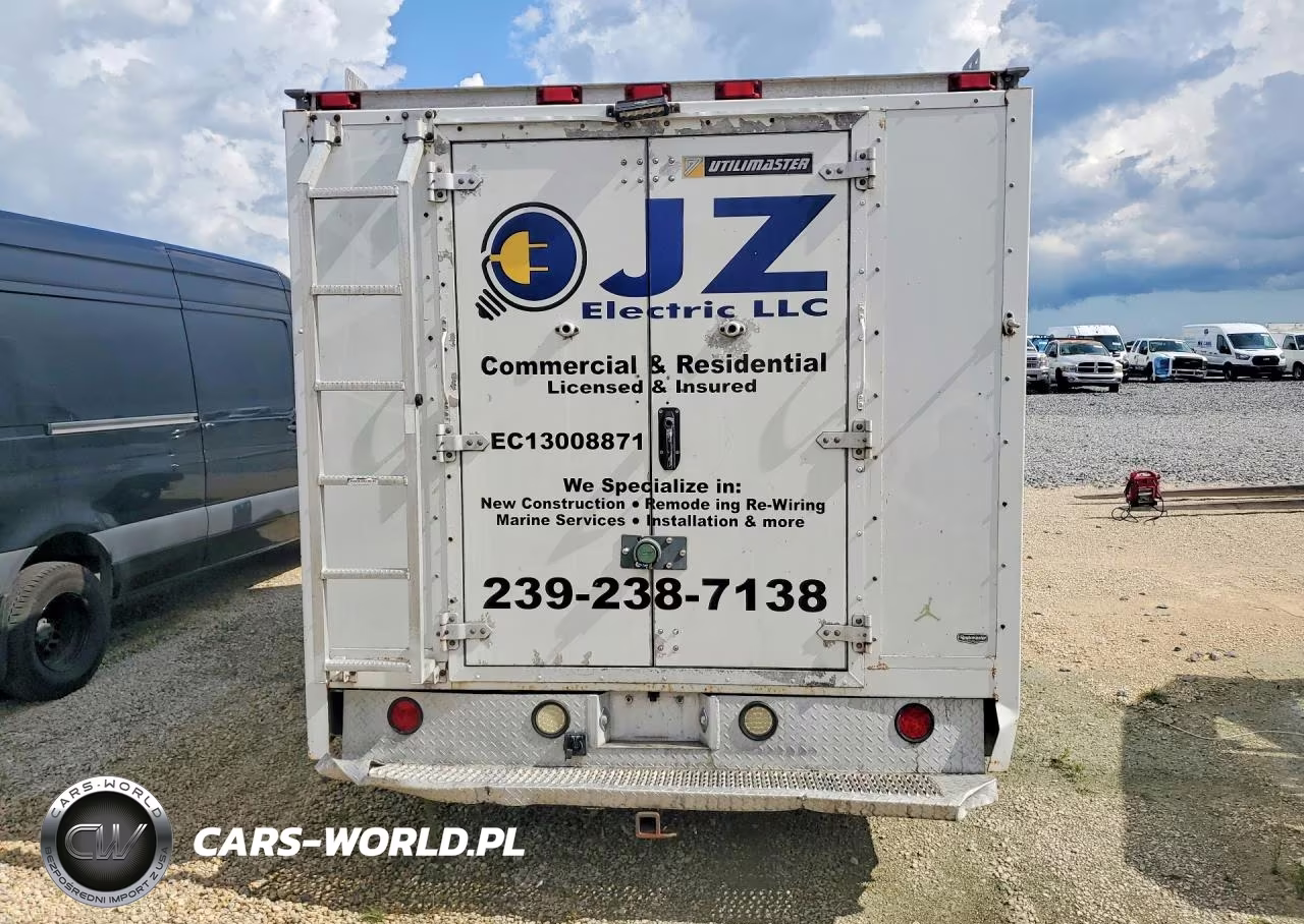 2013 GMC Savana Cutaway G3500 VIN:1GD372BG8D1121806 - 6