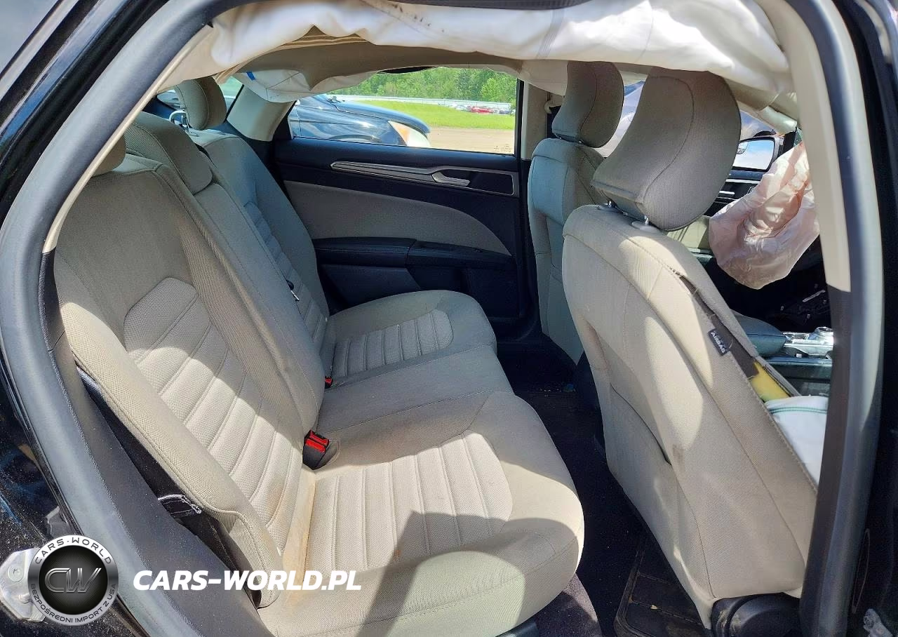 2017 Ford Fusion S VIN:3FA6P0G77HR328381 - 10