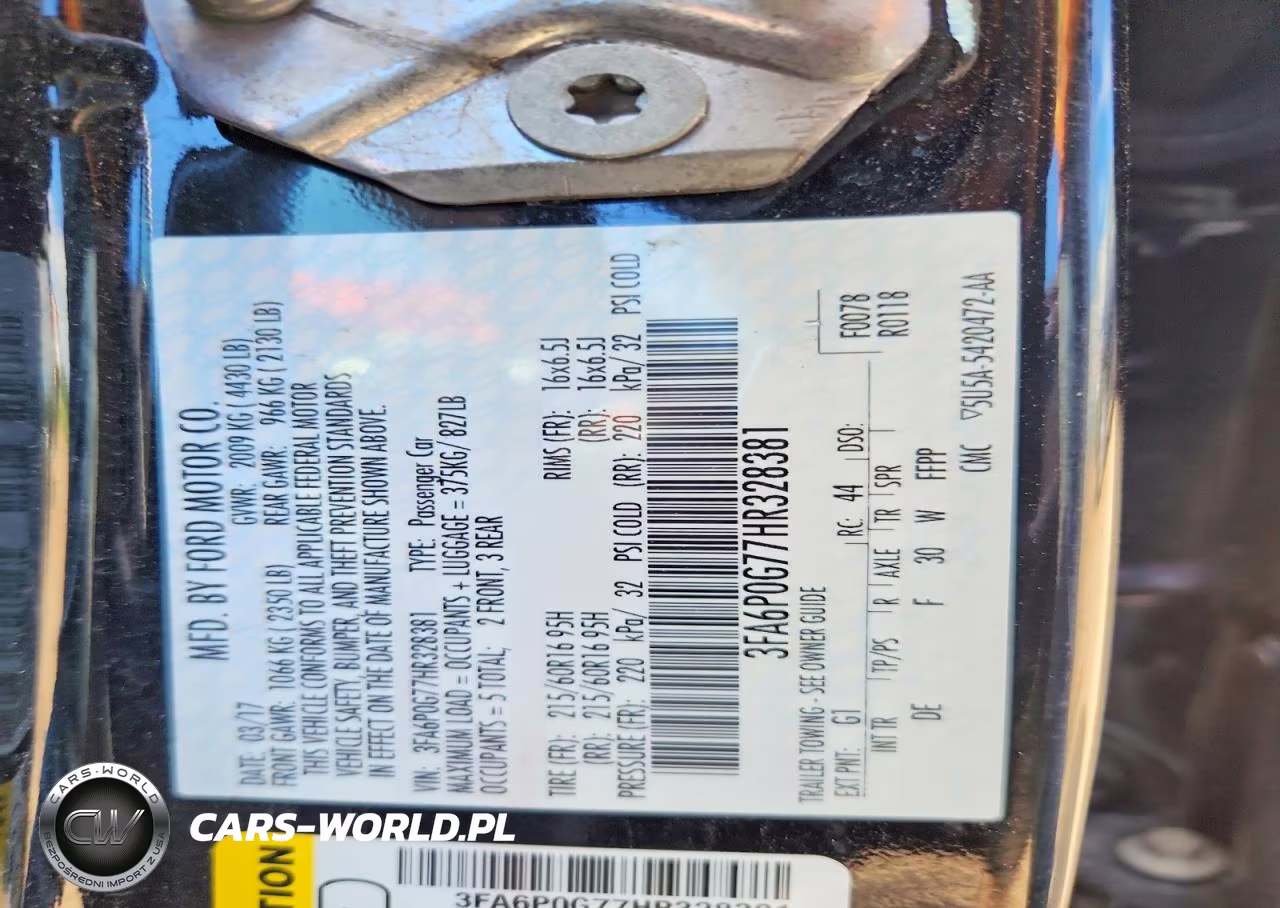 2017 Ford Fusion S VIN:3FA6P0G77HR328381 - 12