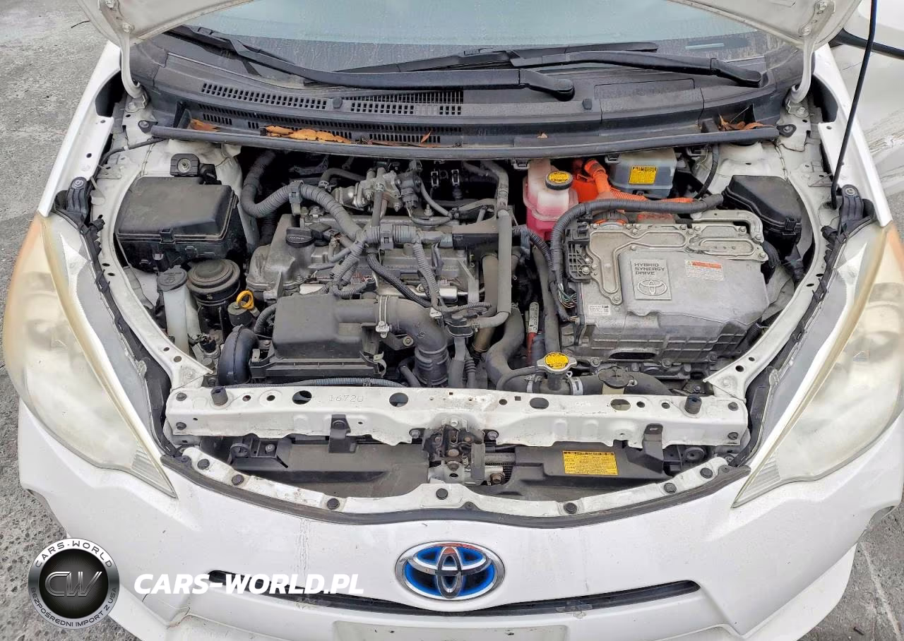 2012 Toyota Prius C Three VIN:JTDKDTB34C1018070 - 11