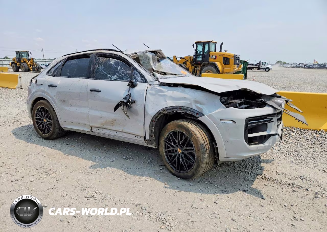 2024 Porsche Cayenne Turbo E-Hybrid VIN:WP1AM2AY8RDA48309 - 4