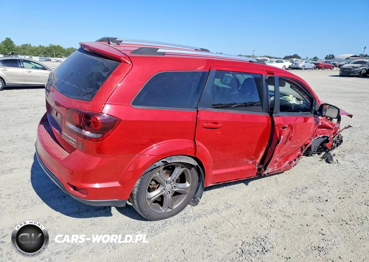 2017 Dodge Journey Crossroad VIN:3C4PDCGG2HT522814 - 3