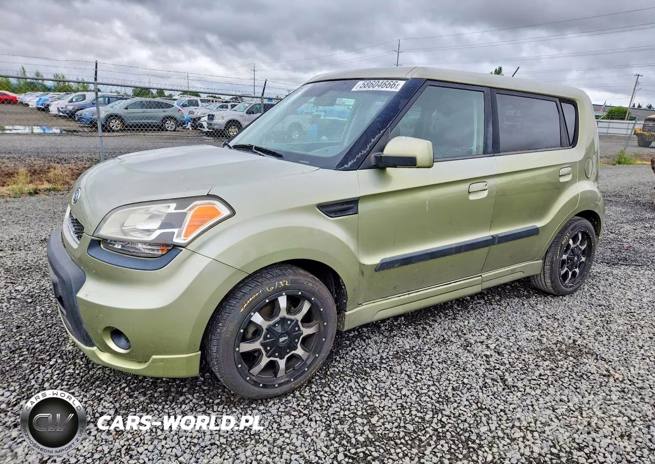 2010 Kia Soul +