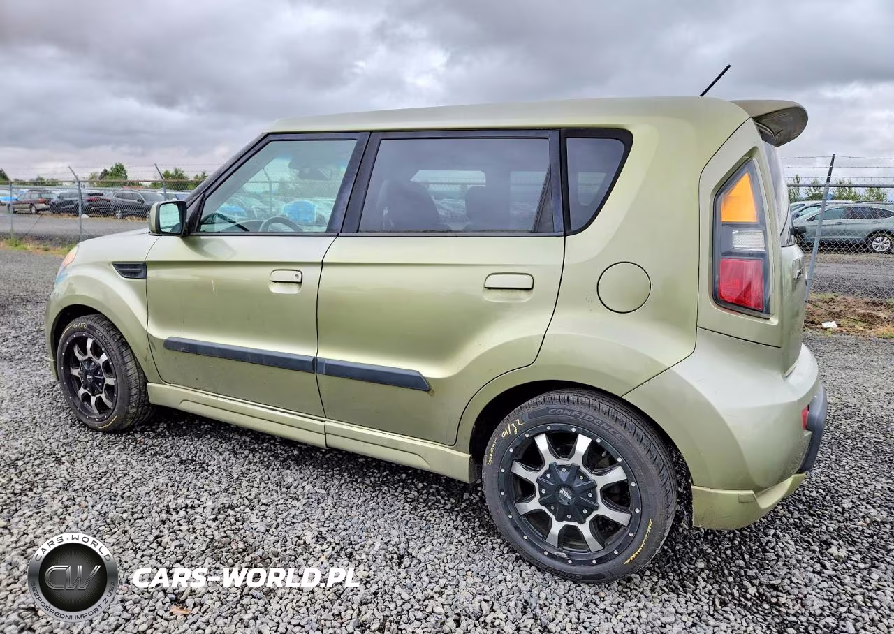 2010 Kia Soul + VIN:KNDJT2A27A7107319 - 2