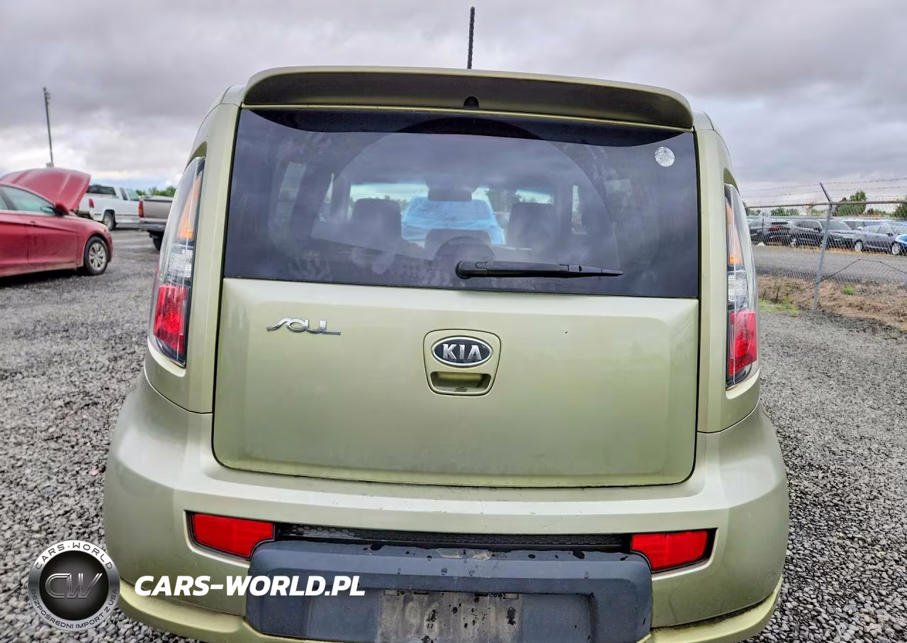 2010 Kia Soul + VIN:KNDJT2A27A7107319 - 6