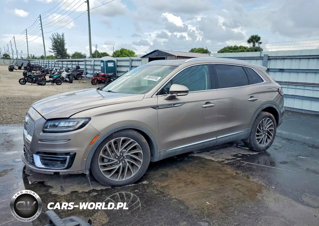 2019 Lincoln Nautilus Reserve