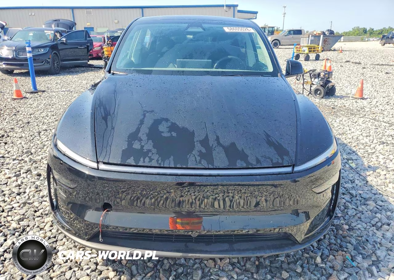 2026 Tesla Model Y VIN:7SAYGDED6TF381394 - 5