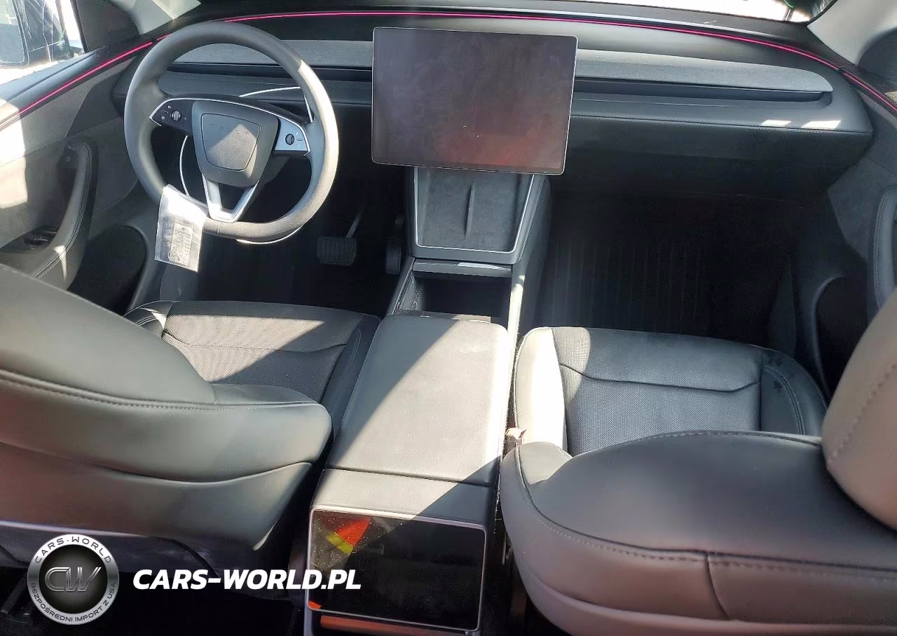 2026 Tesla Model Y VIN:7SAYGDED6TF381394 - 8