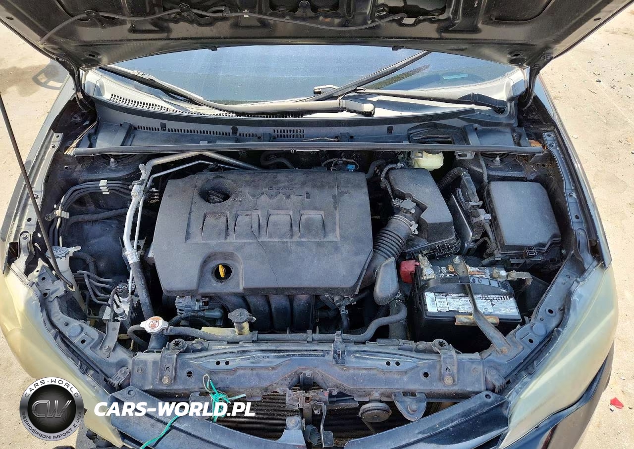 2018 Toyota Corolla Le VIN:5YFBURHE3JP802048 - 11