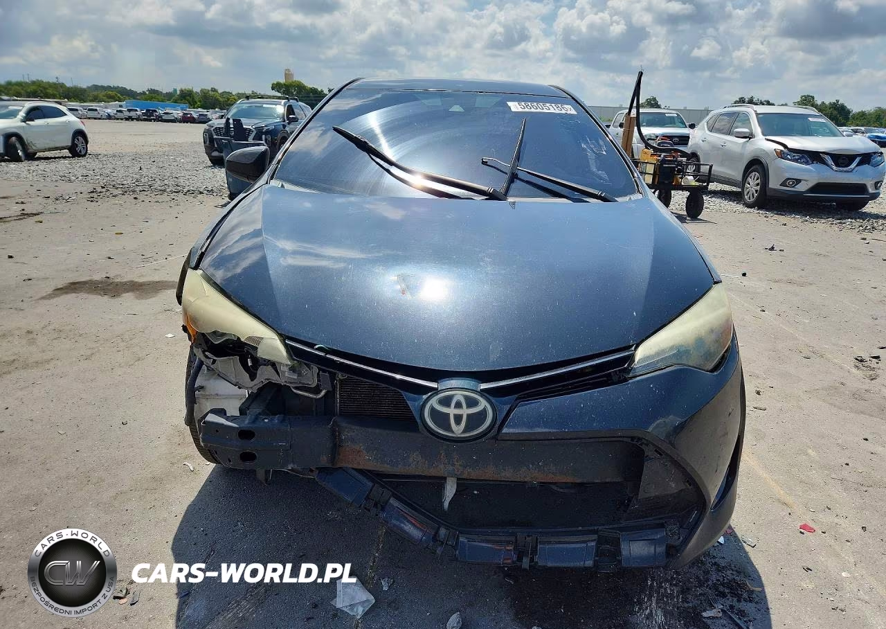 2018 Toyota Corolla Le VIN:5YFBURHE3JP802048 - 5