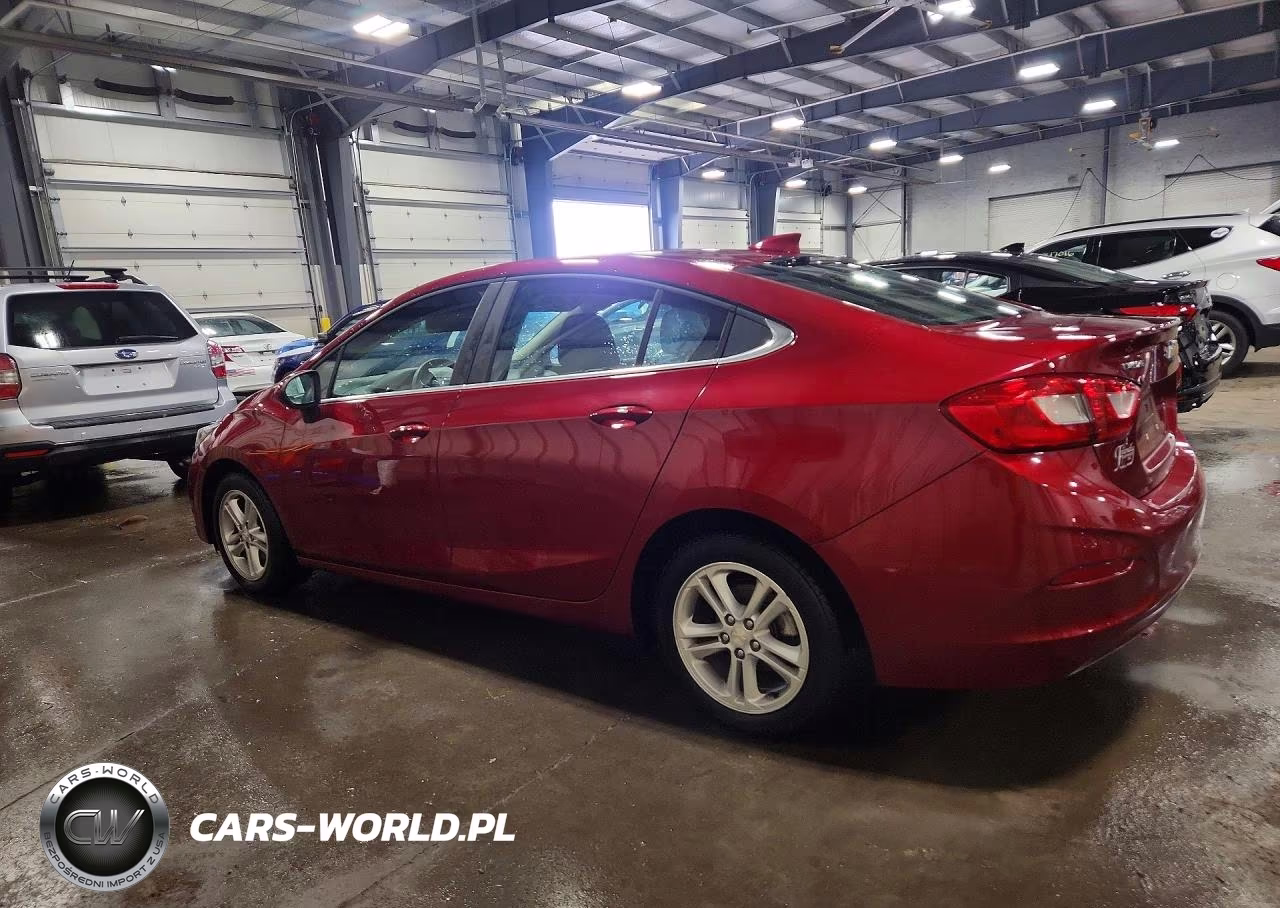 2018 Chevrolet Cruze Lt VIN:1G1BE5SM9J7174755 - 2