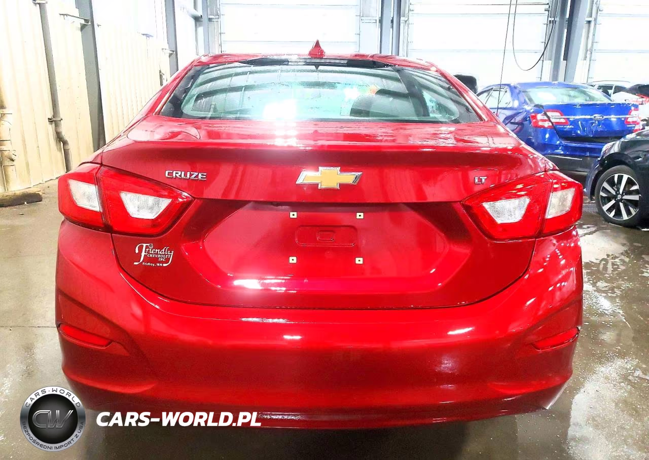 2018 Chevrolet Cruze Lt VIN:1G1BE5SM9J7174755 - 6
