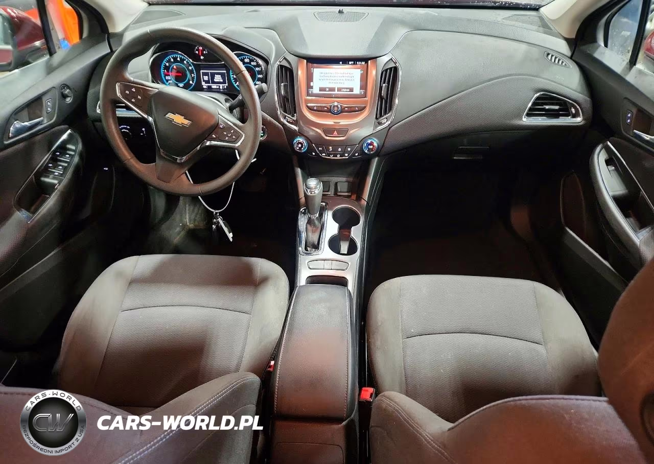 2018 Chevrolet Cruze Lt VIN:1G1BE5SM9J7174755 - 8