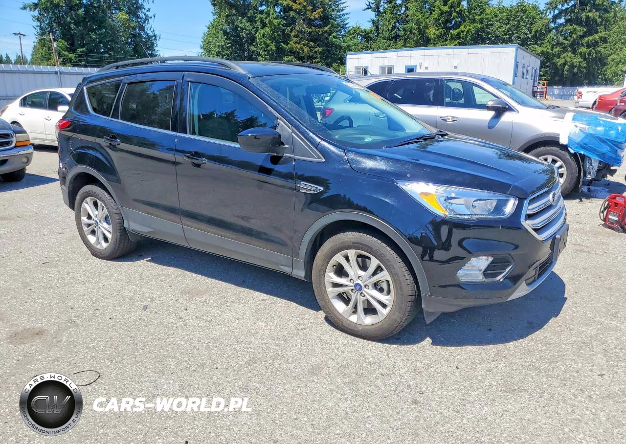 2018 Ford Escape Se VIN:1FMCU9GDXJUD44813 - 4