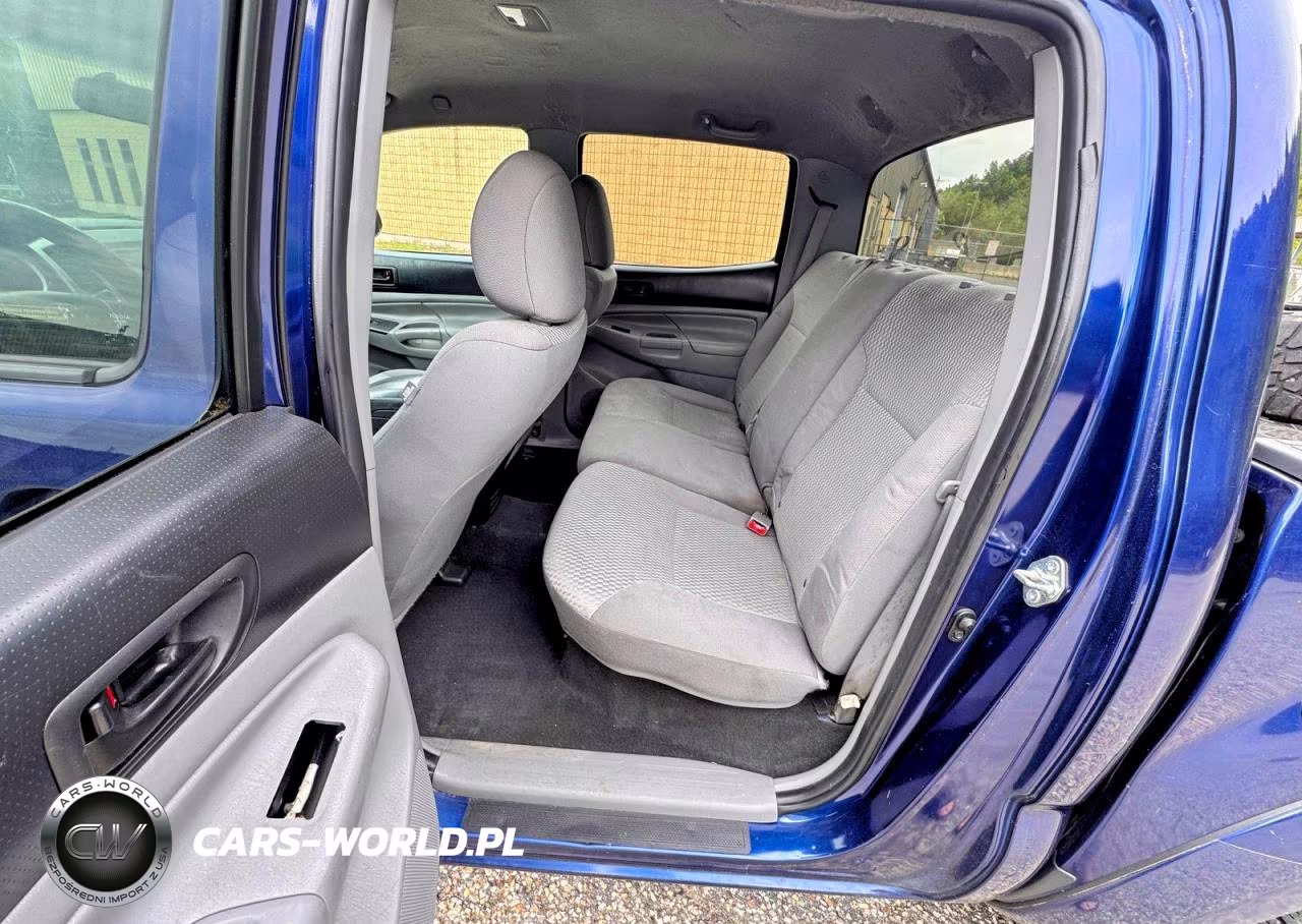 2015 Toyota Tacoma V6 VIN:3TMLU4EN6FM200996 - 6
