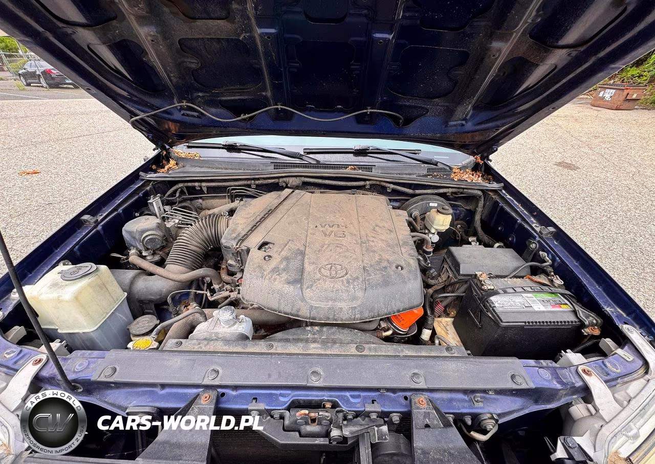 2015 Toyota Tacoma V6 VIN:3TMLU4EN6FM200996 - 7