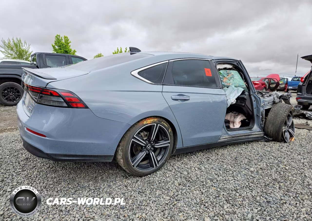2023 Honda Accord Hybrid Sport VIN:1HGCY2F56PA011661 - 3