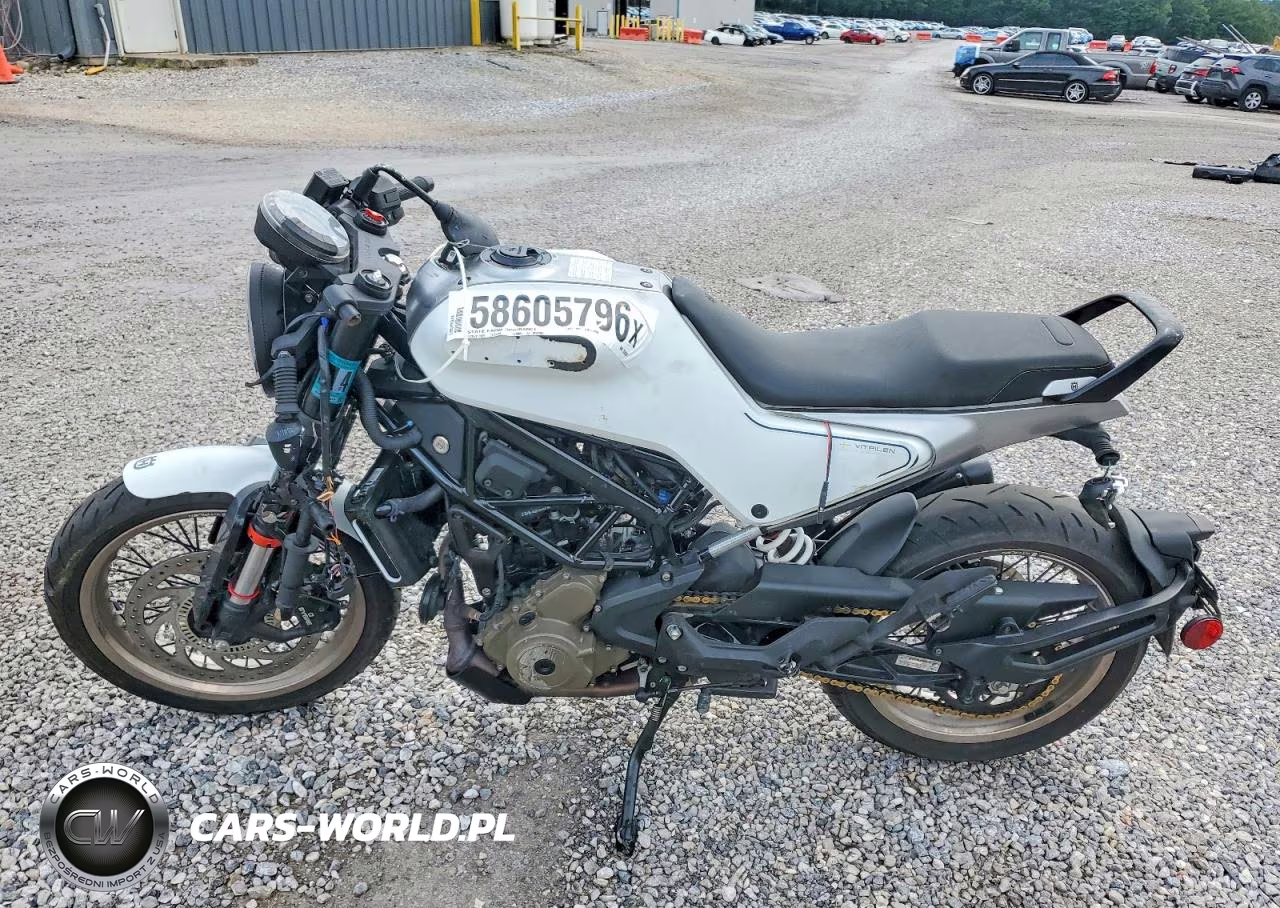 2023 Husqvarna Vitpilen 401-Svartpilen 401 VIN:MD2JUJ404PC224836 - 3