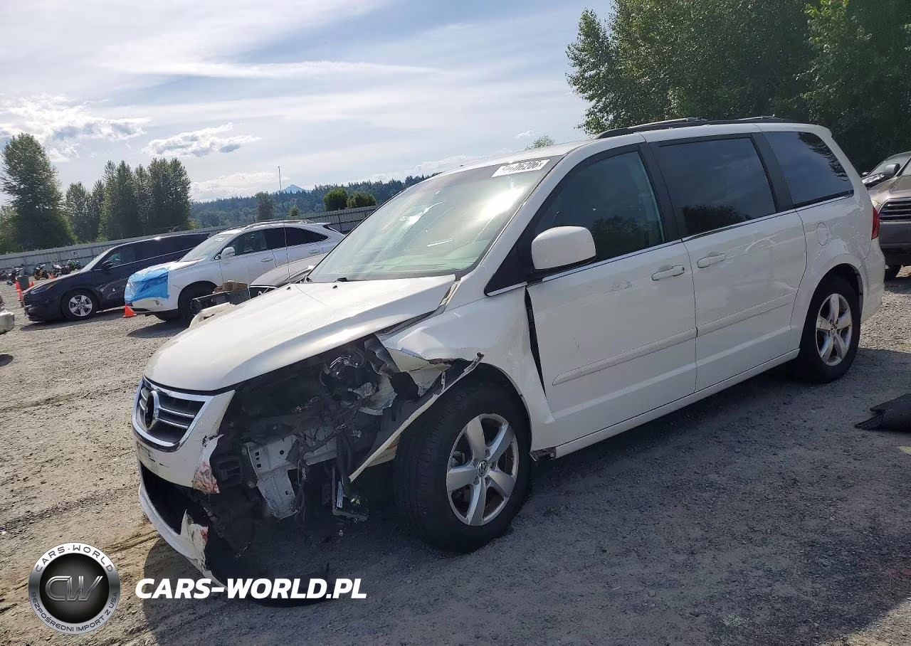 2009 Volkswagen Routan Se