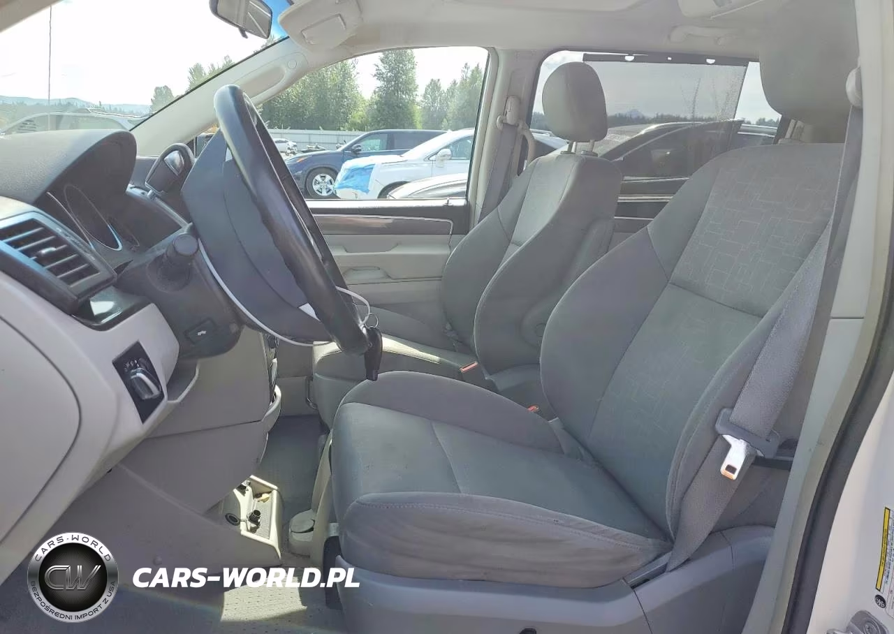 2009 Volkswagen Routan Se VIN:2V8HW34189R558627 - 7