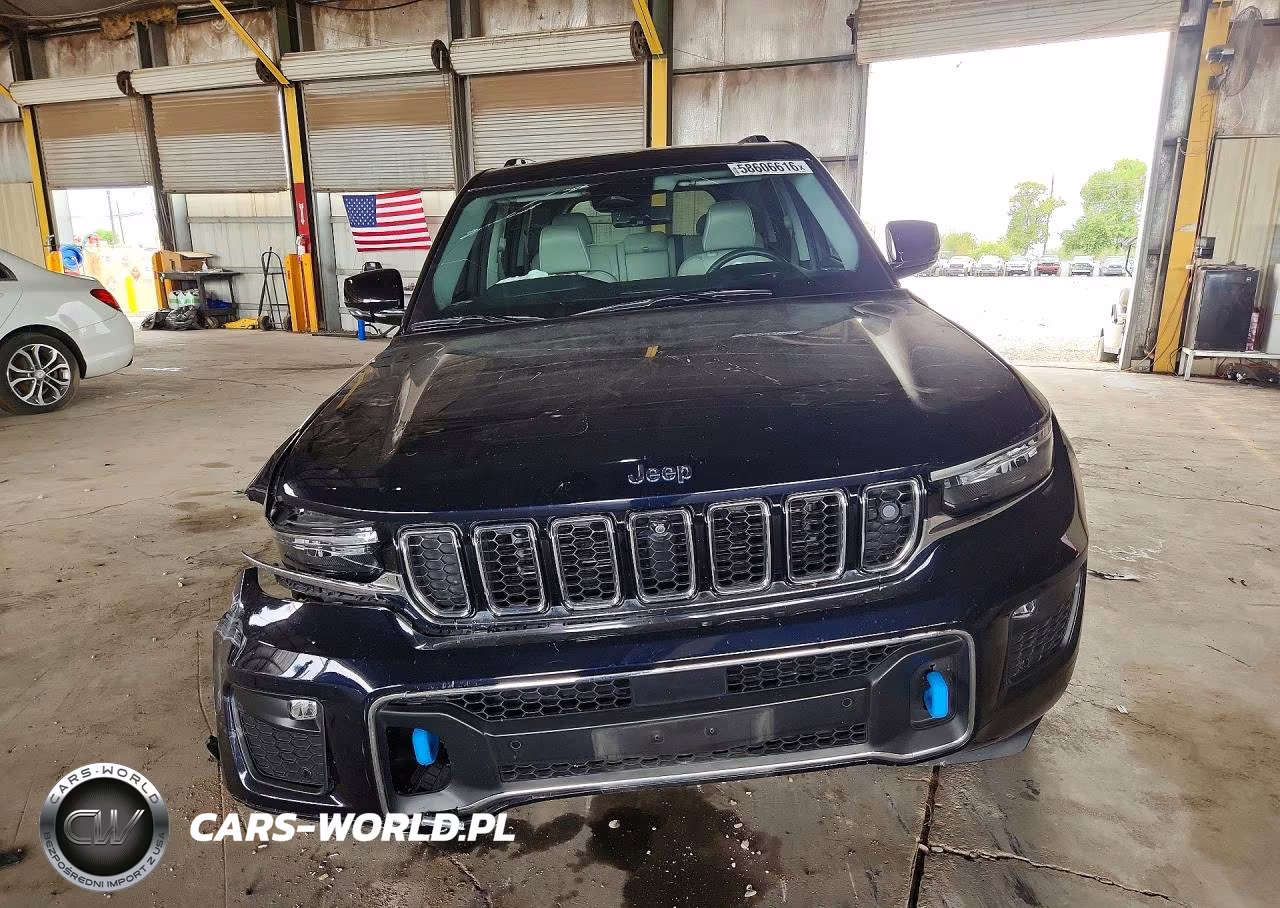 2022 Jeep Grand Cherokee Overland 4Xe VIN:1C4RJYD6XN8760463 - 5