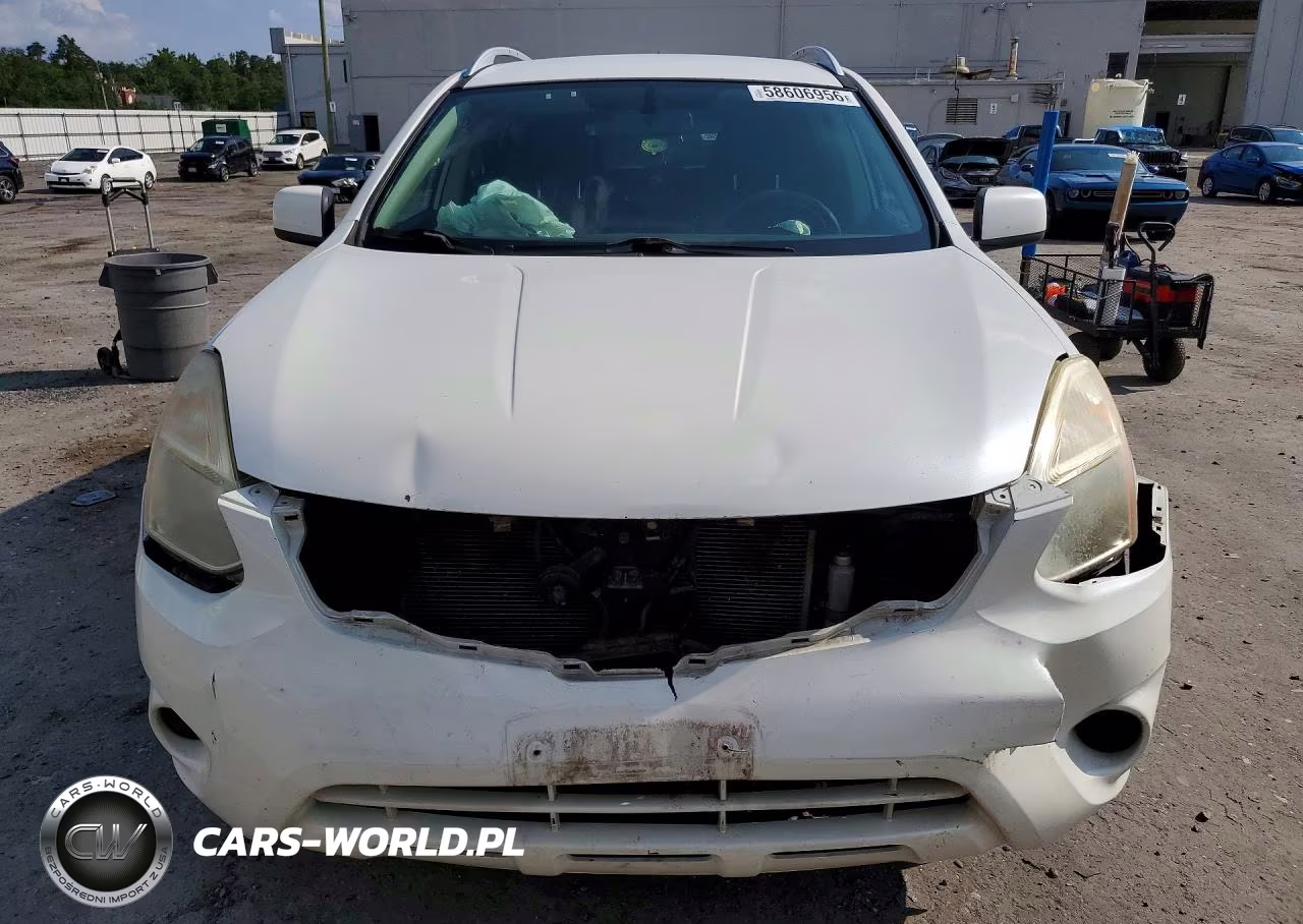 2011 Nissan Rogue S VIN:JN8AS5MT9BW185718 - 5
