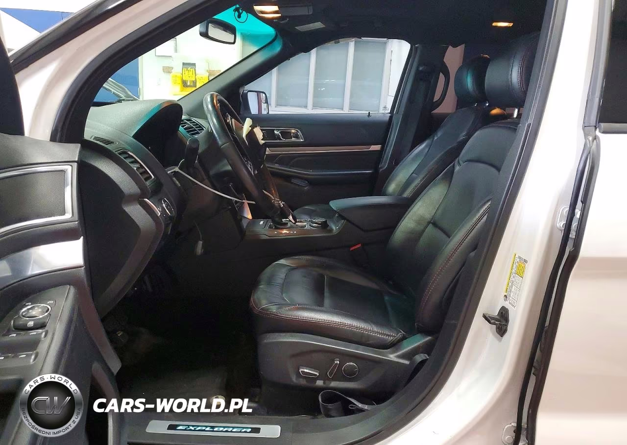 2017 Ford Explorer Sport VIN:1FM5K8GT6HGB42513 - 7