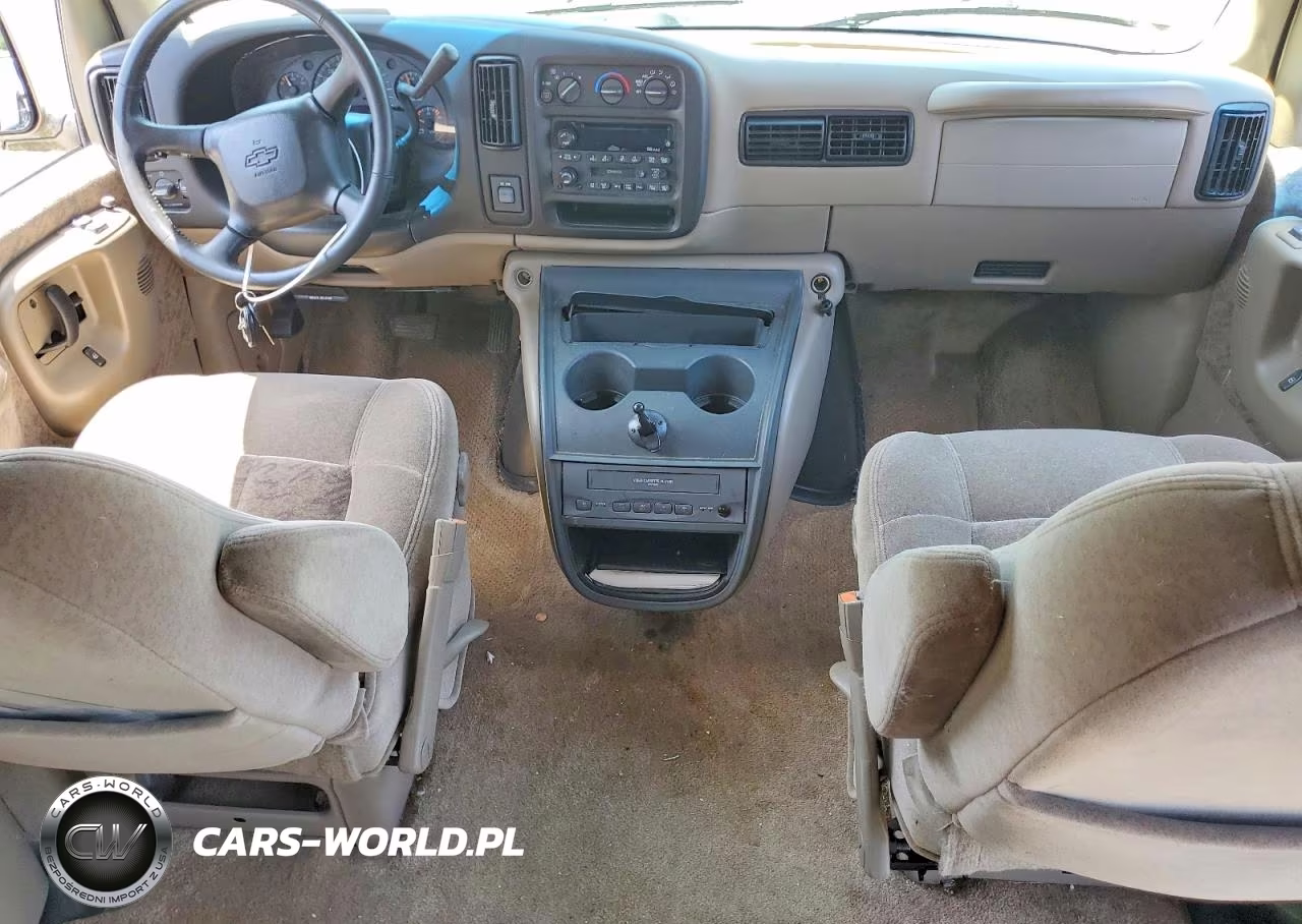 2001 Chevrolet Express G1500 VIN:1GNFG65R211227130 - 8