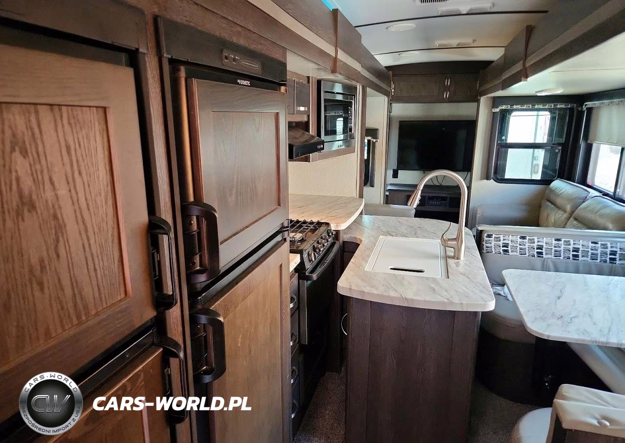 2018 Dutchman Outback VIN:4YDT3262XJB453750 - 8