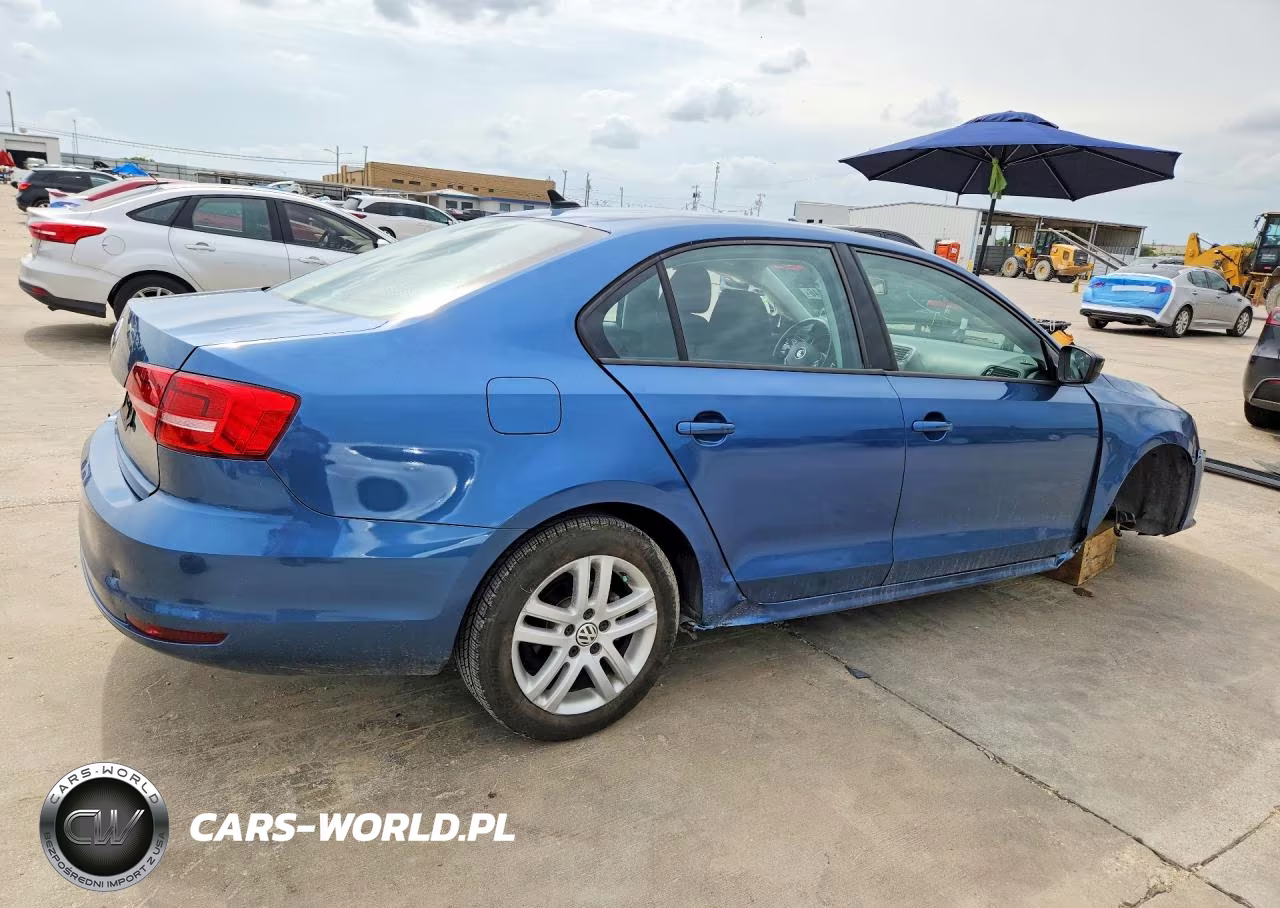 2015 Volkswagen Jetta Base VIN:3VW2K7AJ7FM251717 - 3