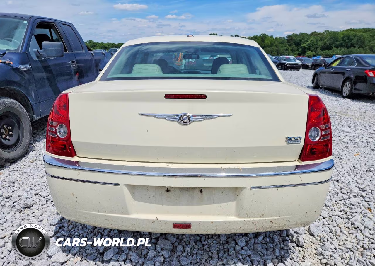 2010 Chrysler 300 Touring VIN:2C3CA5CV0AH158192 - 6