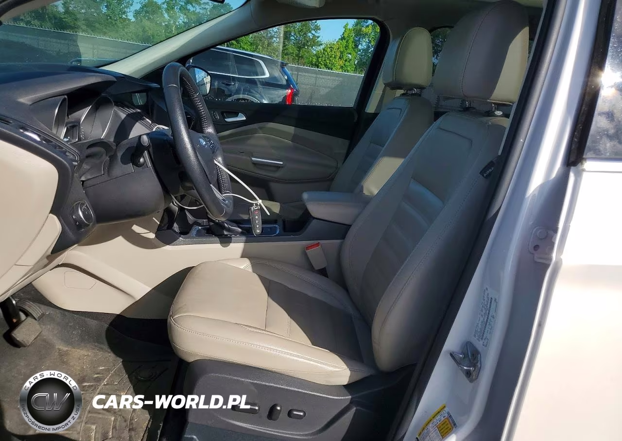 2017 Ford Escape VIN:1FMCU9JD1HUC37605 - 7