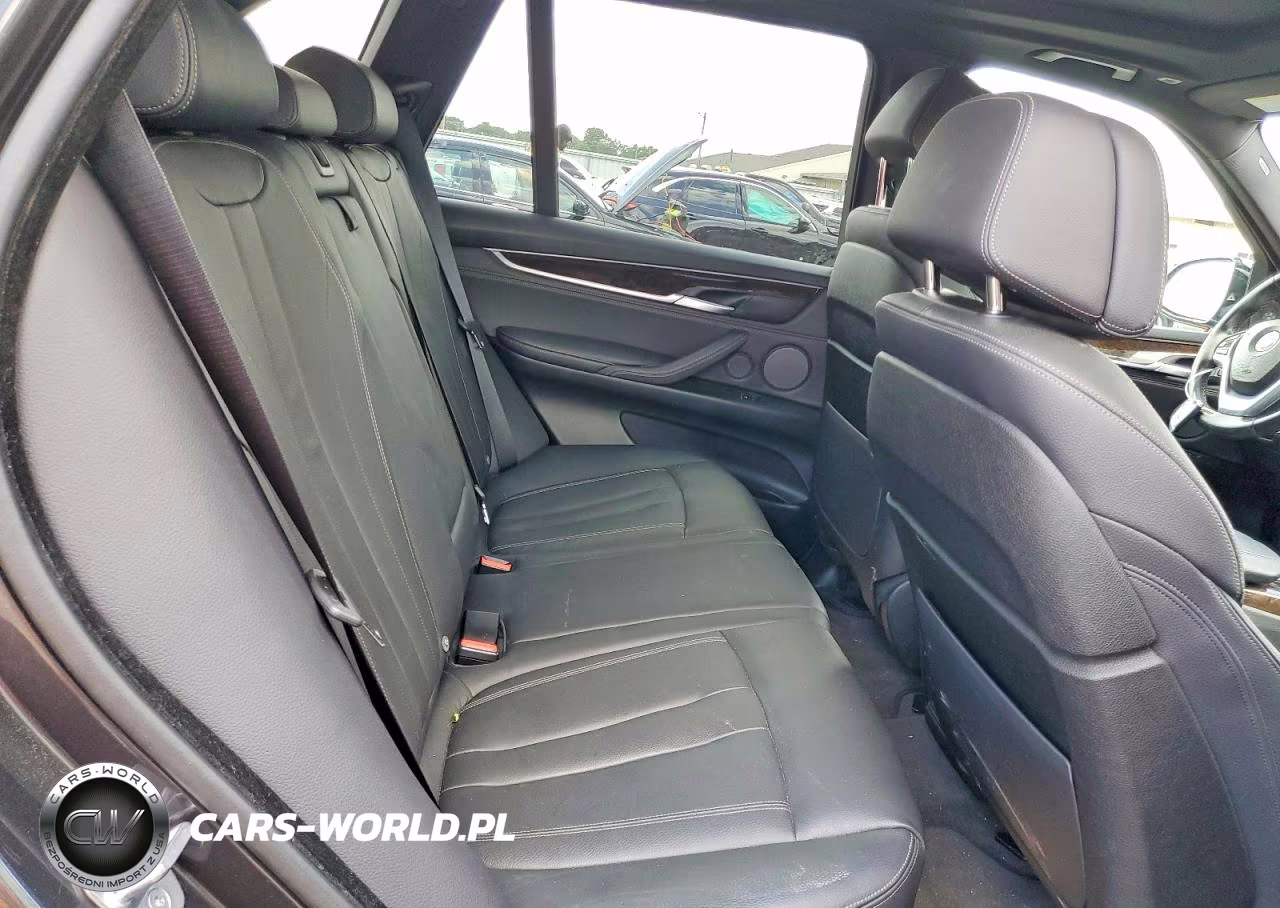 2018 BMW X5 Xdr40E VIN:5UXKT0C57J0W00344 - 11