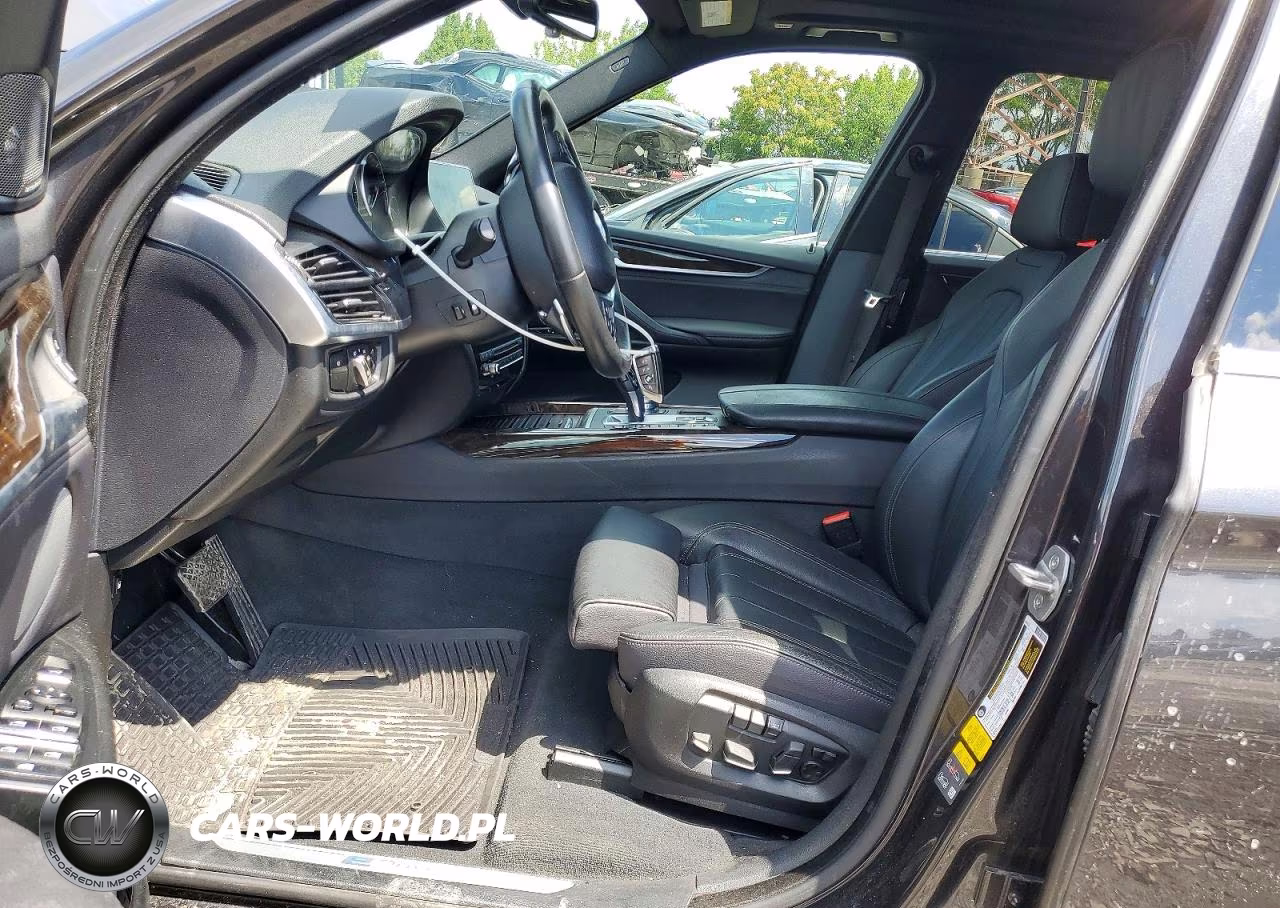 2018 BMW X5 Xdr40E VIN:5UXKT0C57J0W00344 - 7