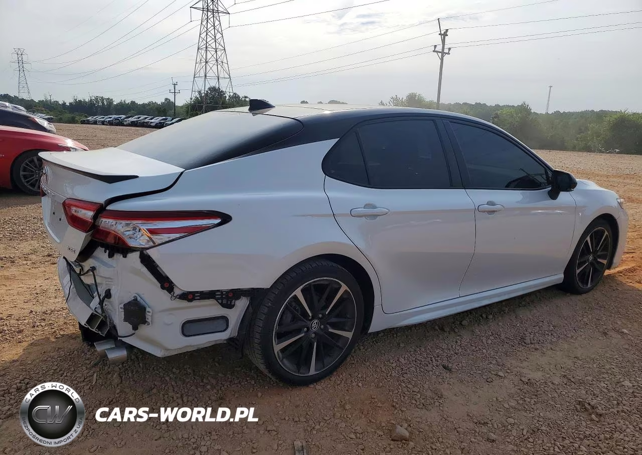 2020 Toyota Camry Xse VIN:4T1K61AK6LU316069 - 3