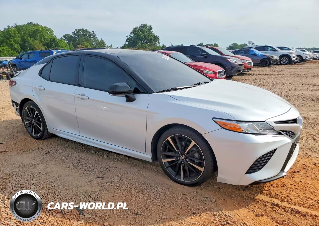 2020 Toyota Camry Xse VIN:4T1K61AK6LU316069 - 4
