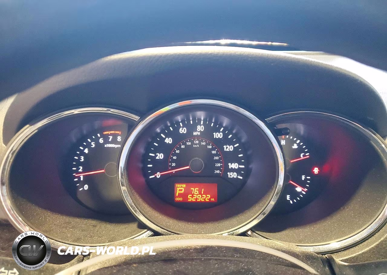 2013 Kia Sorento Lx VIN:5XYKTCA61DG396931 - 9