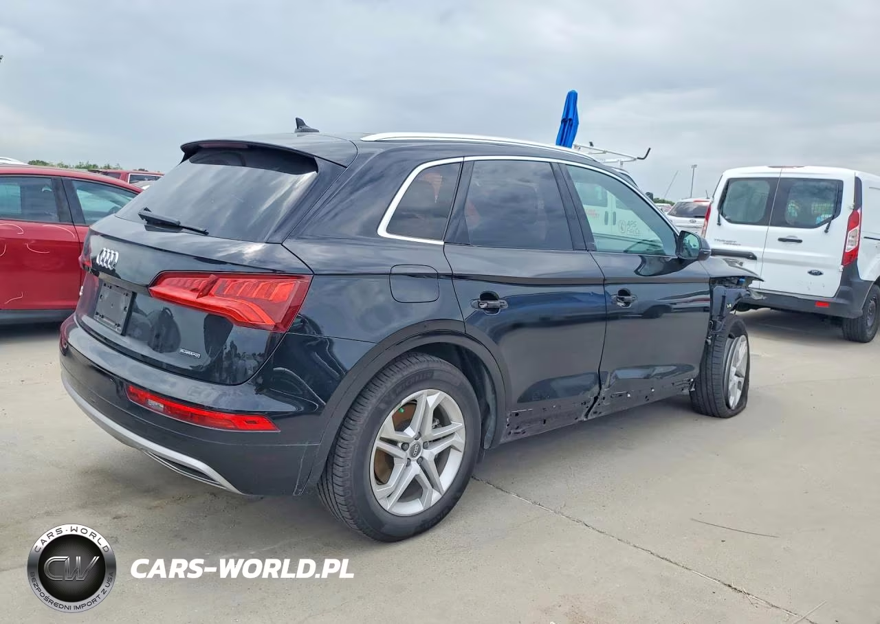 2019 Audi Q5 Premium VIN:WA1ANAFY0K2133979 - 3
