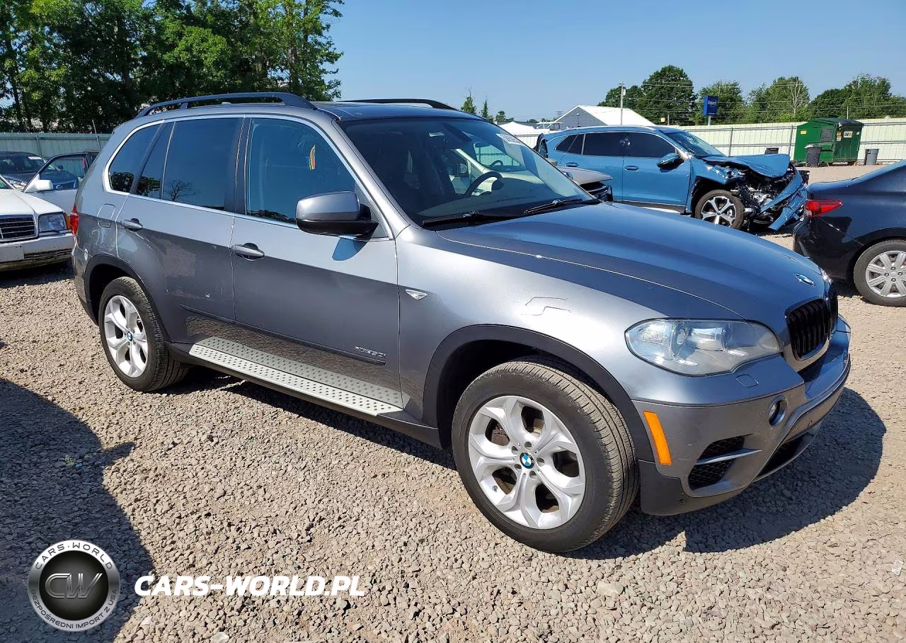 2012 BMW X5 xDrive50I VIN:5UXZV8C55CL424435 - 4