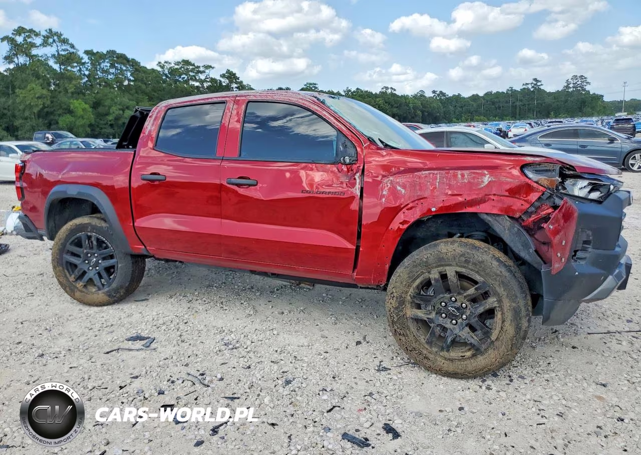 2024 Chevrolet Colorado Trail Boss VIN:1GCPTEEK8R1142035 - 4
